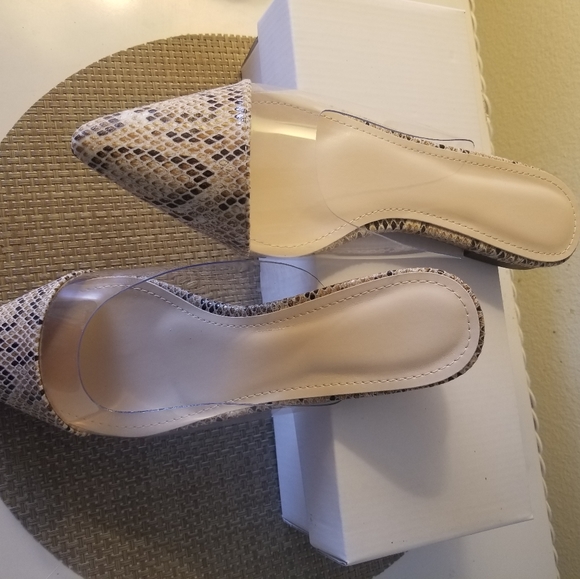 BEAUTIFUL MULS SLIDES - Picture 2 of 7